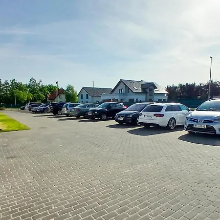 2 Bedroom Amazing In Przewloka